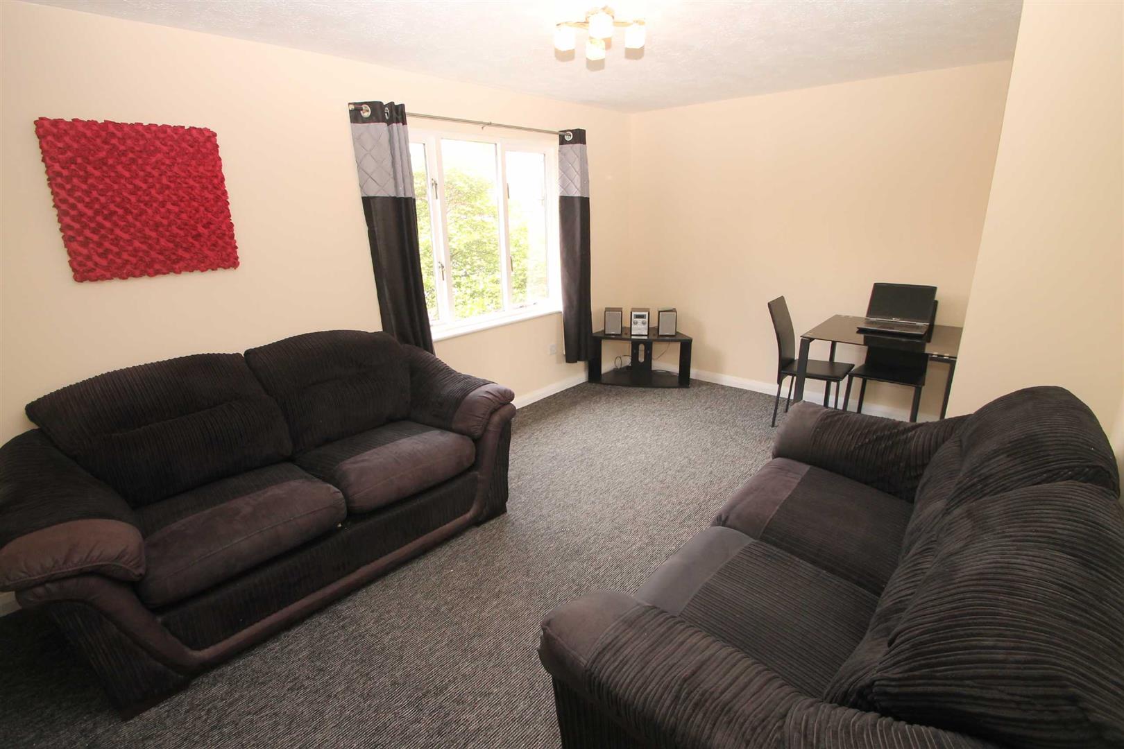 1 bed property in Pimpernel Grove, Milton Keynes